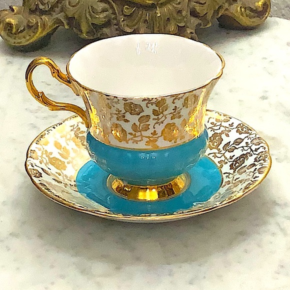 WINDSOR ROSE CUP & SAUCER SET VINTAGE MADE IN ENGLAND BONE CHINA - Picture 3 of 16